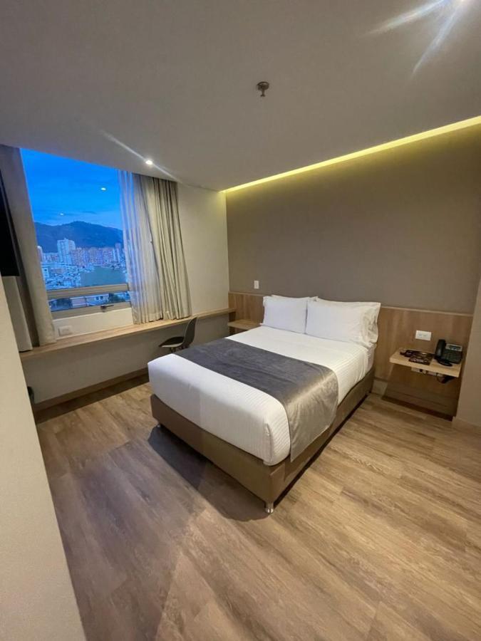 Em Hotel Corferias Embajada Americana Μπογκοτά Εξωτερικό φωτογραφία